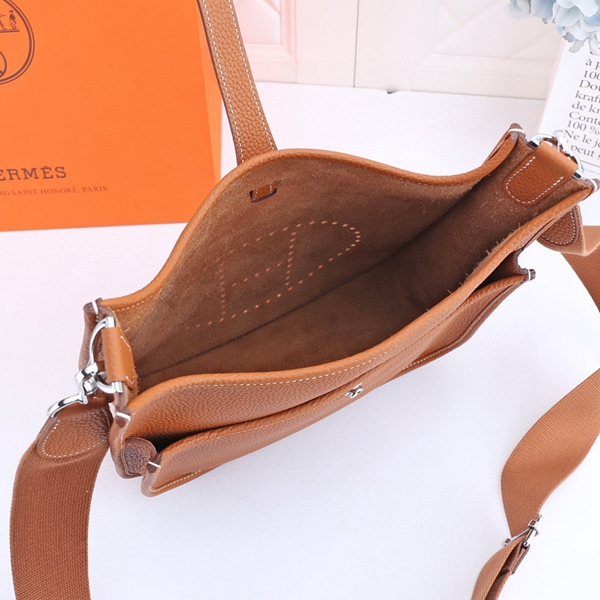 エルメスバッグ内部構造